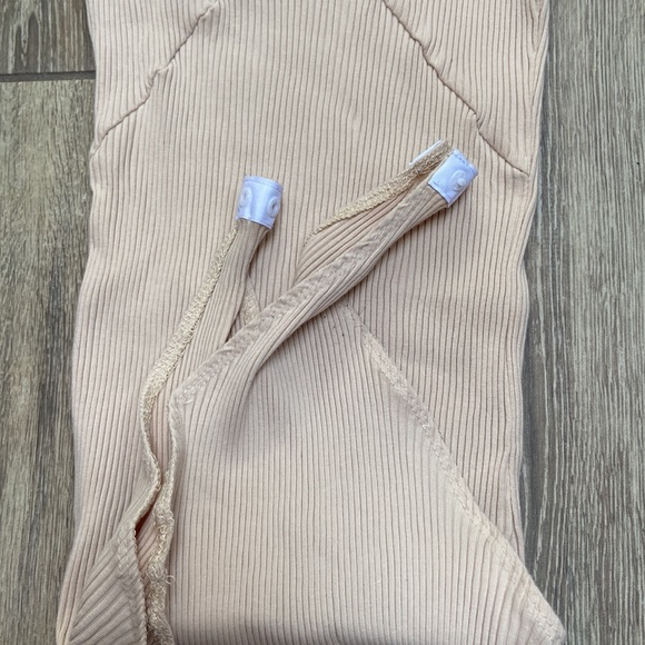 3/$17 Stretchy Ribbed Bodysuit - Picture 3 of 4